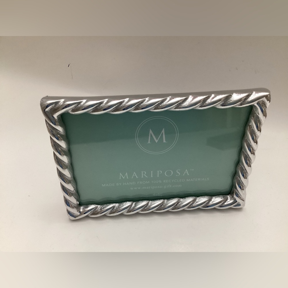 MARIPOSA SILVER Made By Hand From 100% Recycled Materials DESIGN 4x6 PHOTO FRAME